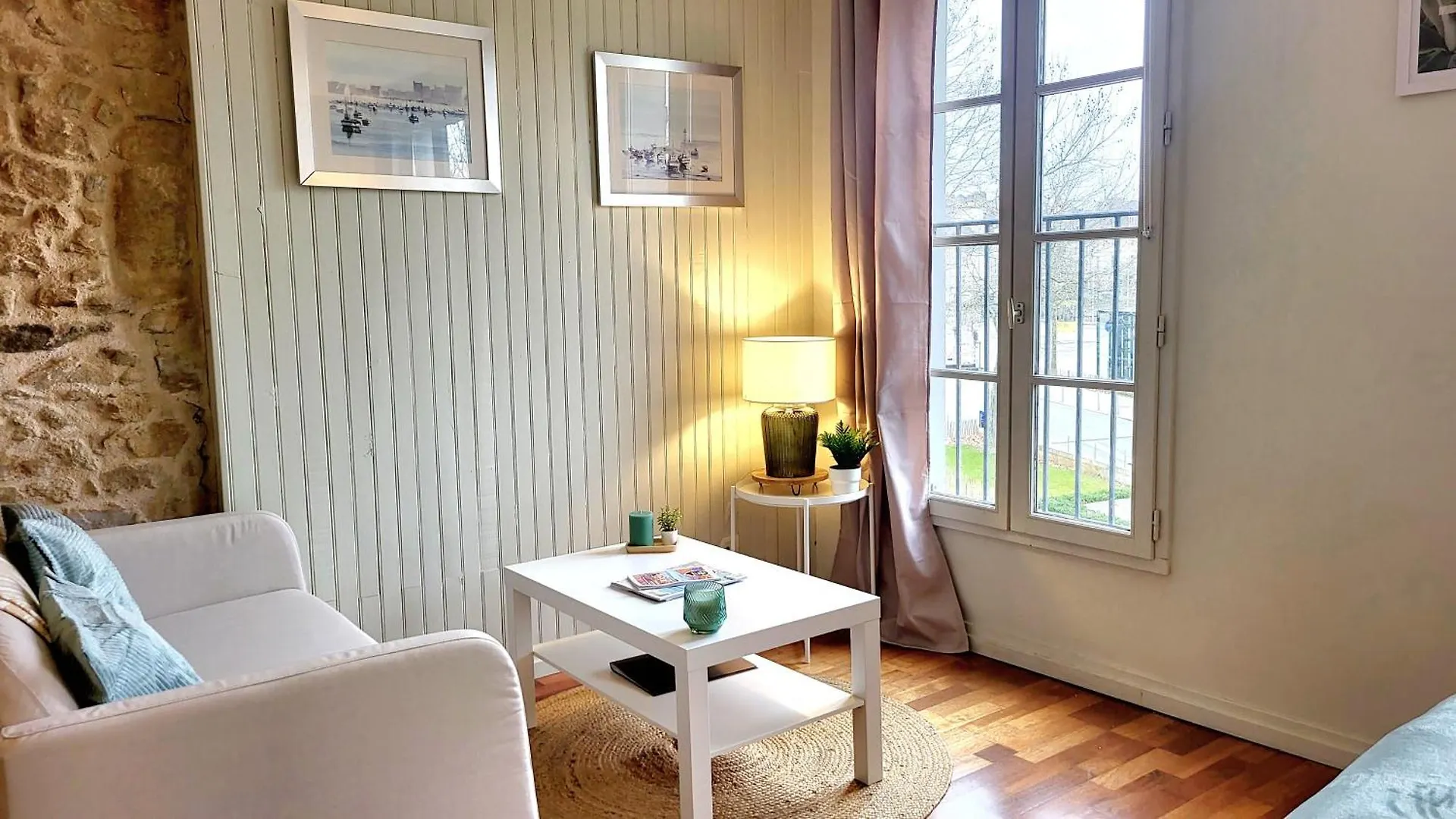 Studio Comfy Decore Avec Gout Au Port De Vannes 아파트